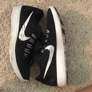Lunartempo Nike sneakers